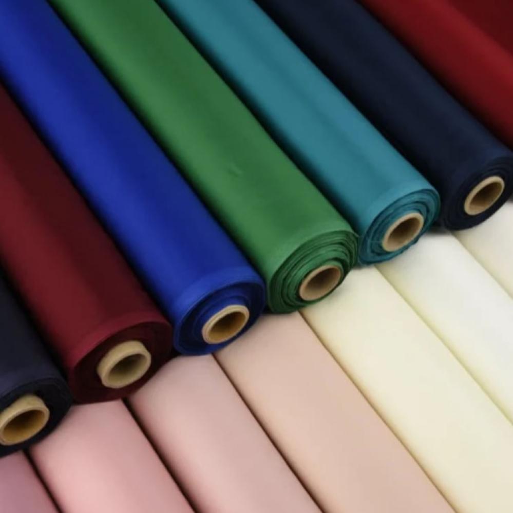 الخامات الممتازة في عالم الملابس