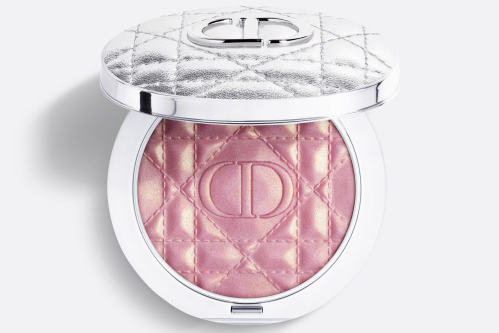 اضاءة Forever Glow من Dior