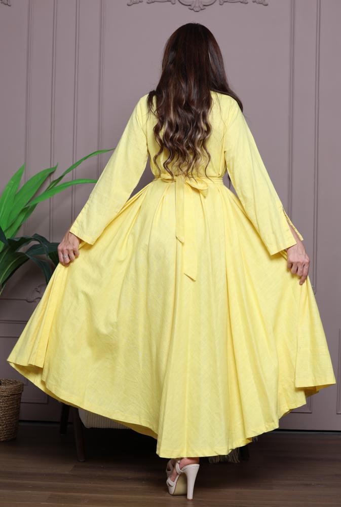 جلابية لينن راقية مطرزة باللولو والكرستال