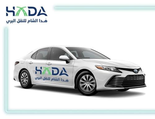 تويوتا كامري - توصيل من محطة قطار المدينة الى الفن...