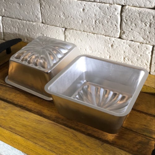 metal cake mold قالب معدني فنتج