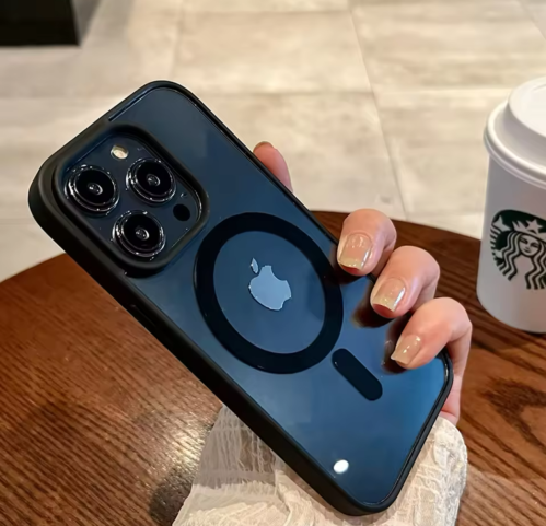 غلاف هاتف مغناطيسي شفاف وأنيق