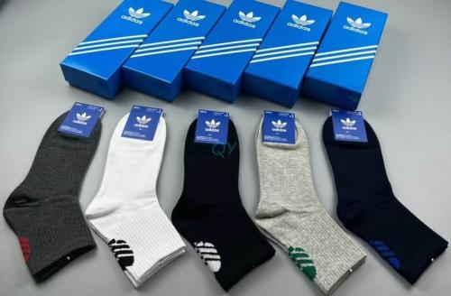 طقم جوارب ADIDAS - كشخاتي