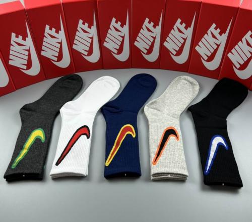 طقم جوارب Nike- كشخاتي