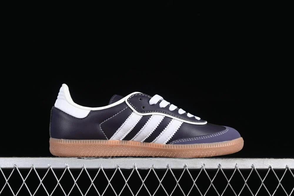 adidas gazelle silver green womens Adidas Originals Samba OG (Core Black/Grey Five) Reflective Men's Shoe   Kick Theory