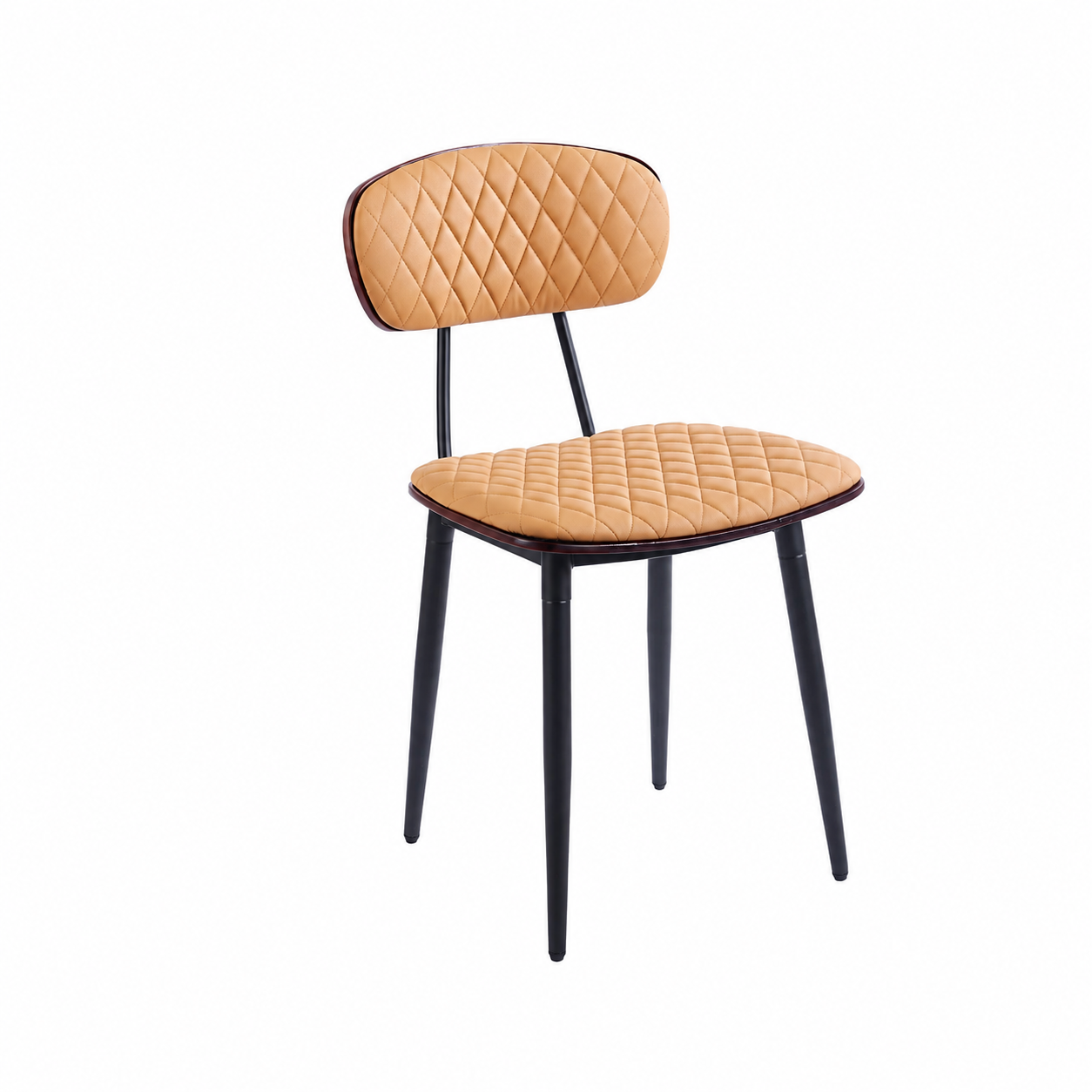 كرسي جلد باللون البيج