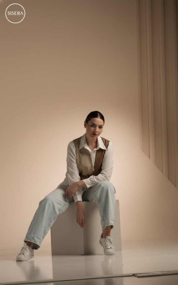 كيف تبني إطلالة يومية أنيقة بقطع مريحة من Sisera