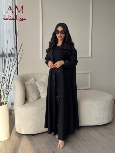 عبايه الورد اسود