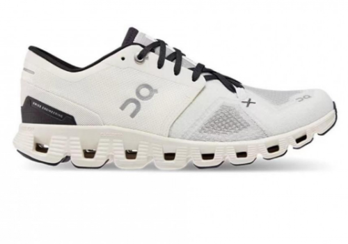 Black & White Cloud X 3 Sneakers