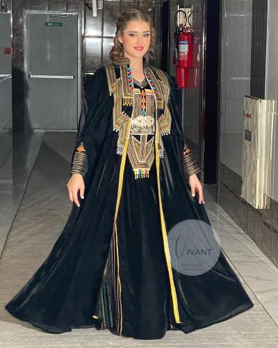 بشت أسود كيب