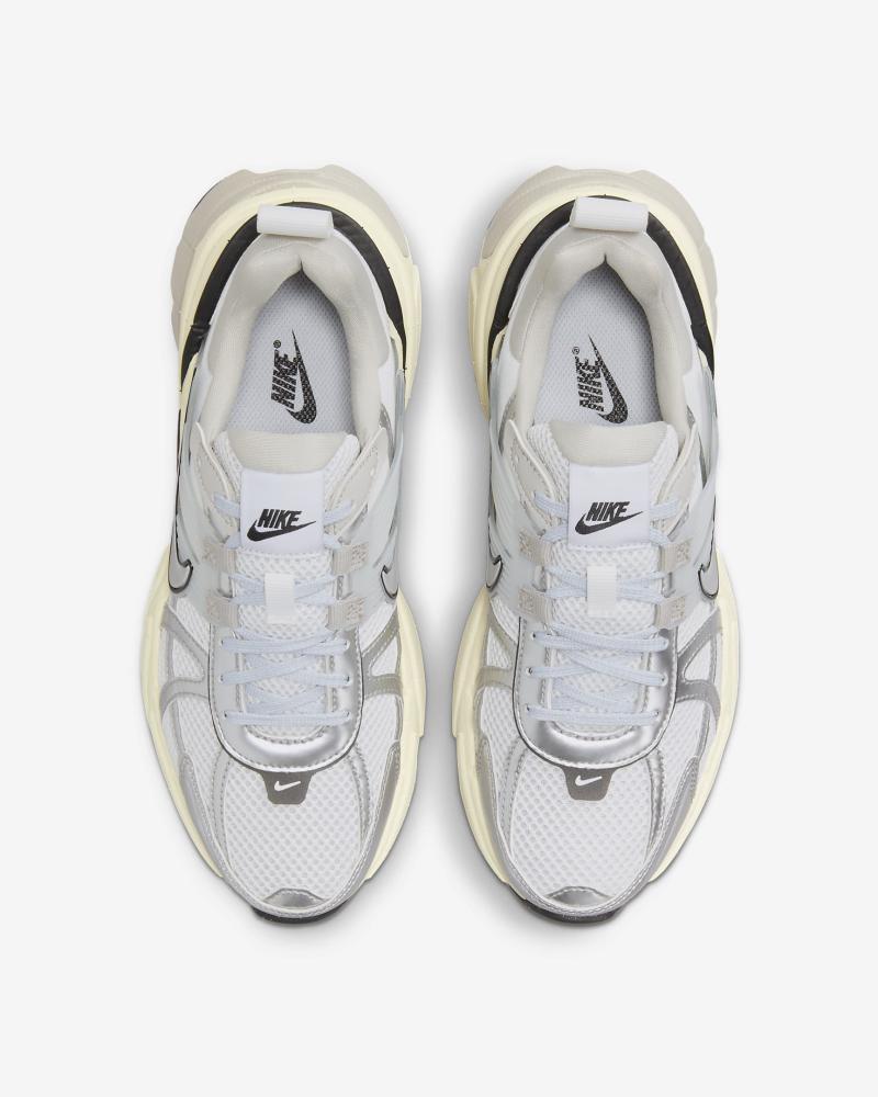 Nike V2K Run Summit White/Pure Platinum/Light Iron Ore/Metallic Silver