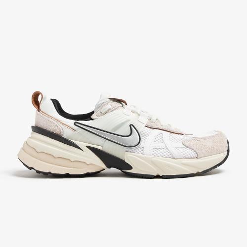 Nike V2K RunSummit White/White/Light Orewood Brown...