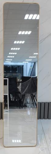 مرايا استاند باطار لون ذهبي من كاما