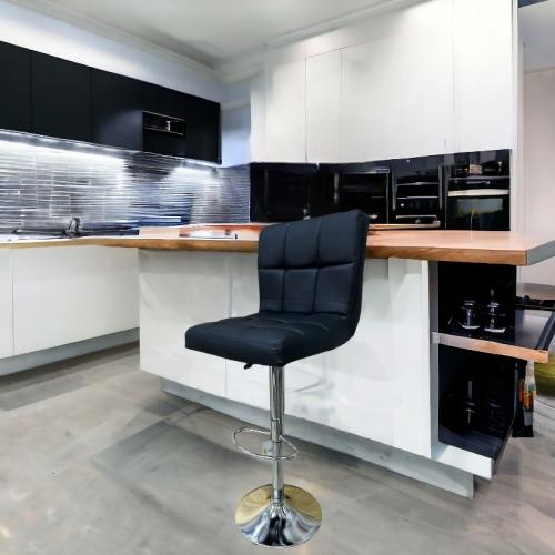 كرسي بار مطبخ  مرتفع  جلد اسود مقدم لكم من كاما