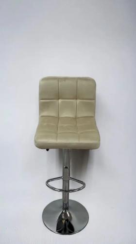 كرسي بار مودرن لون بيج مقدم لكم من كاما