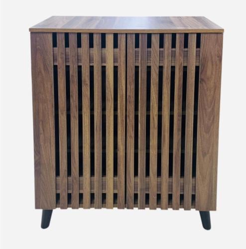 دولاب أحذية بتصميم عصري أنيق لون بني مقدم لكم من كاما