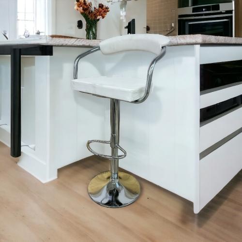 كرسي بار مطبخ لون ابيض مقدم لكم من كاما