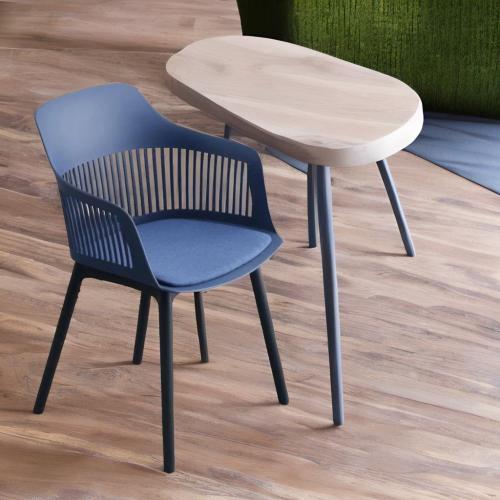 كرسي مفرد بلاستيك ابيض من كاما