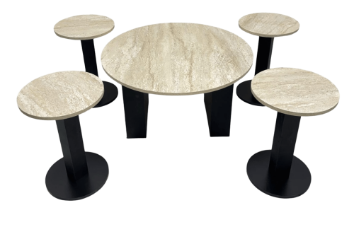 طقم طاولات خدمة لون بيج وأسود دائرية لغرفة المعيشة مع طاولة وسط و4 طاولات جانبية بتصميم عصري