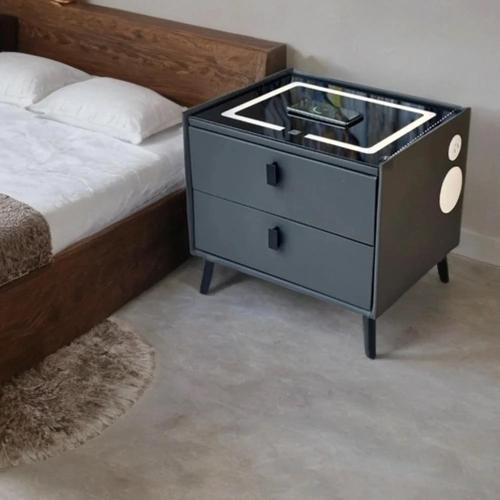 طاولة جانبية ذكية-كومودينو 2درج ذكي بشاحن لاسلكي وسماعة بلوتوث إضاءة ذكية لون رمادي