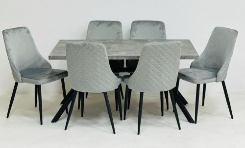 طاولة طعام 8 كرسي خشب تصميم عصري لون رمادي مقدم لكم من كاما
