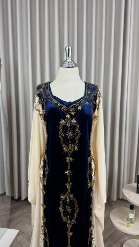 فستان  قطيفه مع شيفون