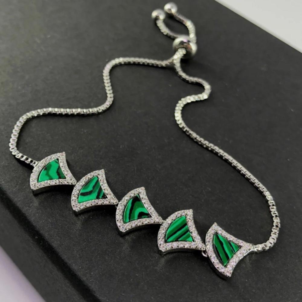 سوارة مالاكايت فانتازي