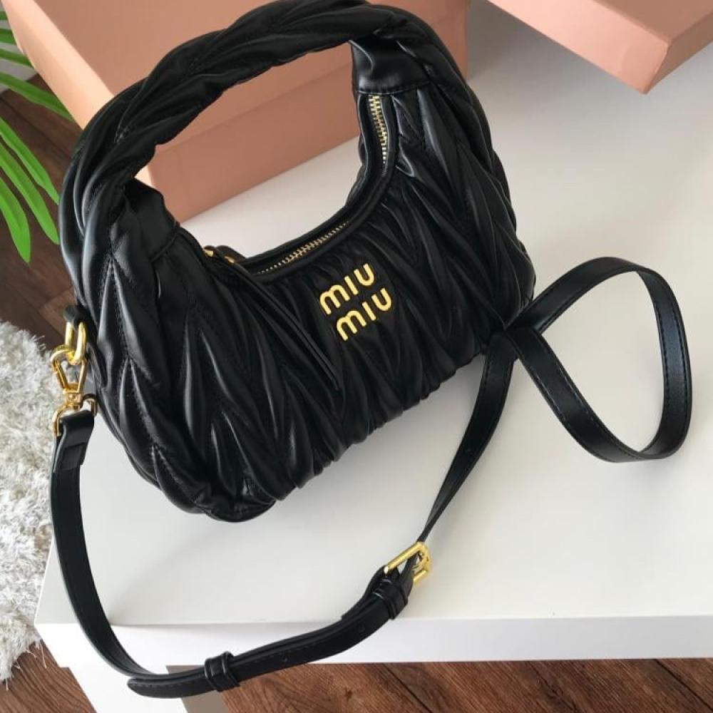 حقيبة MIU MIU ووندر ماتيلسيه اسود