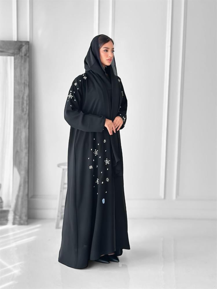 عبايات خروج سوداء شيك