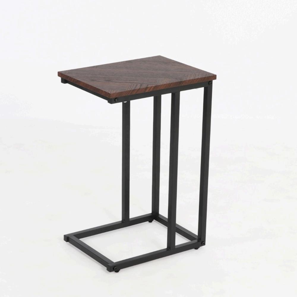 طاولة جانبية خشبيه