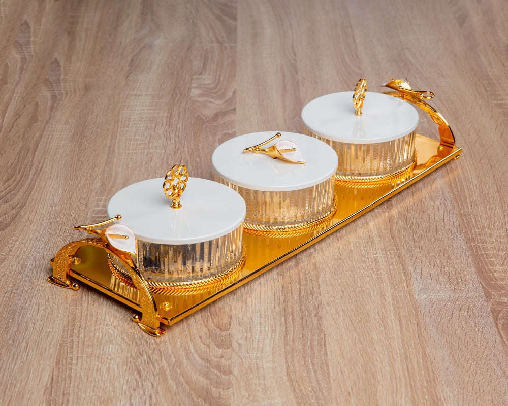 علب تقديم بقاعدة بعدة خيارات