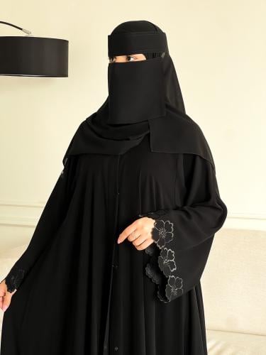 نقاب مطاط مايل الطول قصير