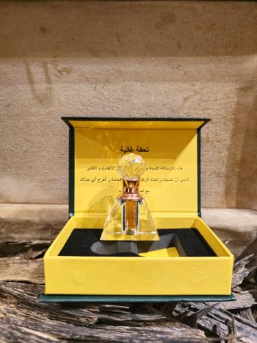 كريستال ربع تولة دهن عود البراشين