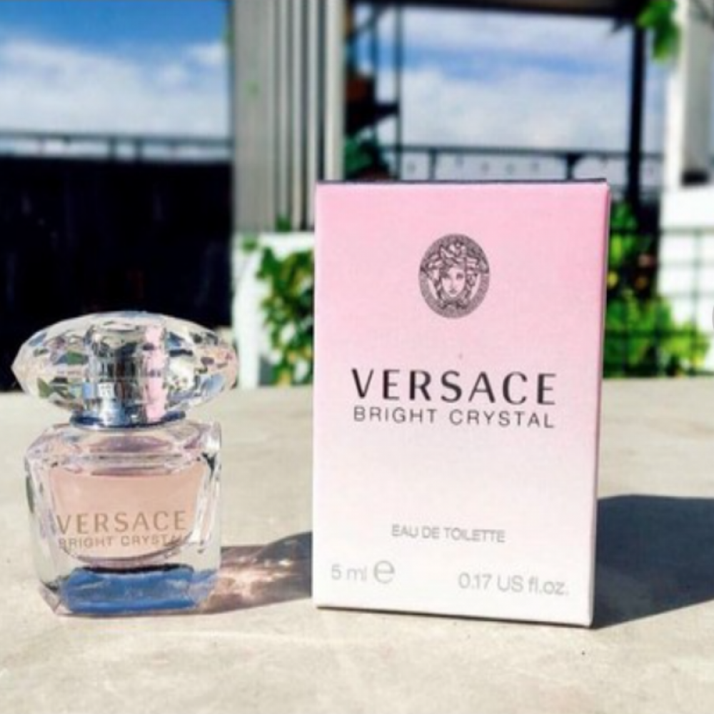 Versace bright crystal best sale eau de toilette 5ml