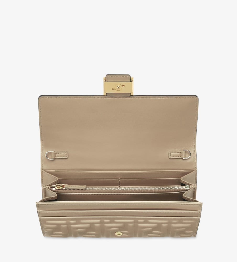 شنطة فندي fendi/كروس بودي