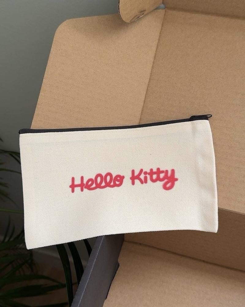 صورة حقيبة توت باق مع محفظة بتصميم هيلوكيتي بطباعة حرارية عالية الجودة
