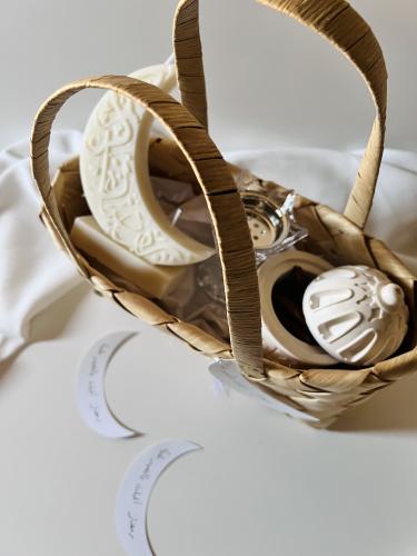 هدية  سلة رمضانية