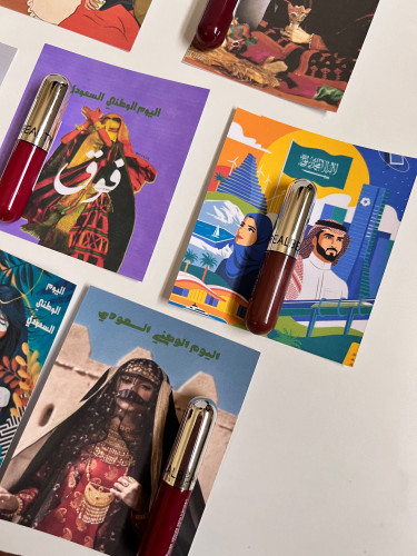 ثيم اليوم الوطني مع روج