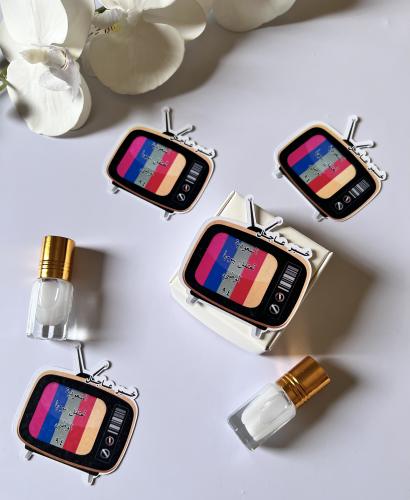 ثيم تلفاز مع عبارة اليوم الوطني مع تولة