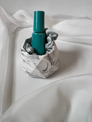 توزيعات قوالب رخام مع مناكير