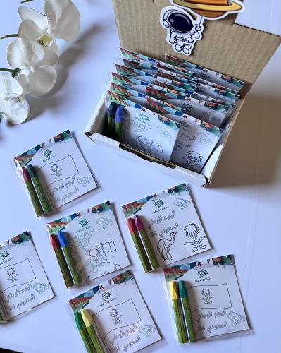 بوكس توزيعات تلوين 12 حبة