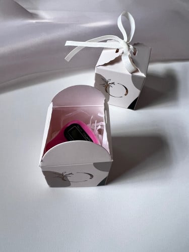 صندوق توزيعات مع خاتم تسبيح