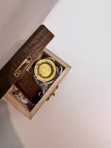 توزيعات صندوق خشبي