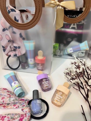 توزيعات هدايا