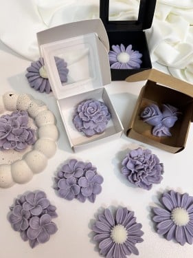 توزيعات شمع معطرة