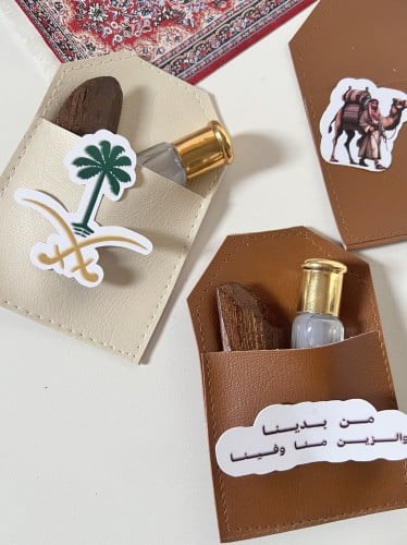 توزيعات جلد ثيم يوم التأسيس