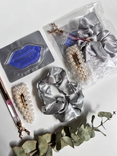 هدايا بنات المدرسه