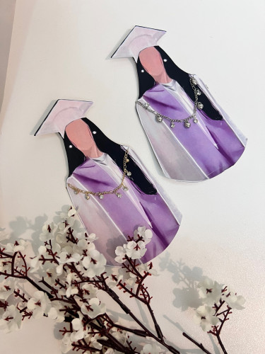 توزيعات سلسال ثيم التخرج