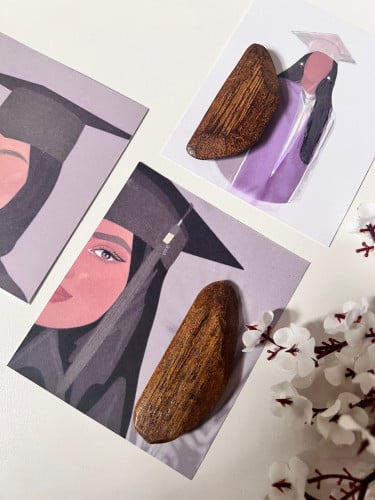 ثيم التخرج مع كسرة عود