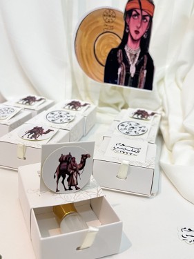 استاند يوم التاسيس مع تولة 12 حبة